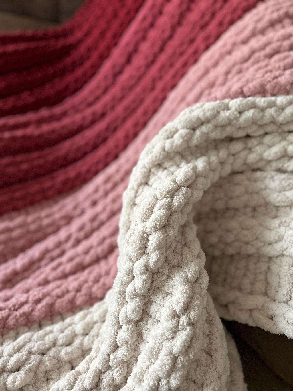 The Ridge Blanket - Finger Knit Pattern – Finger and Loom (PDF Download)