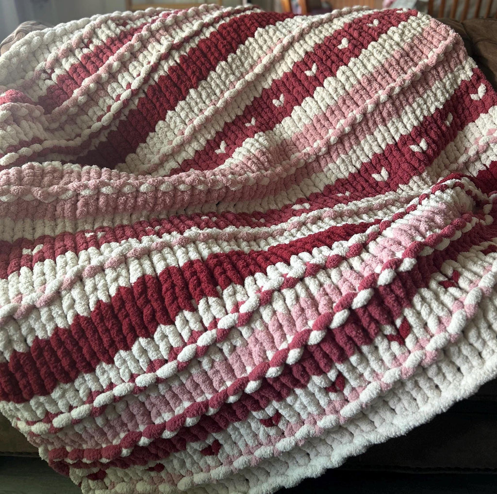 Chunky Blanket Pattern - Dotted Hearts (PDF File Only) - Finger Knitting