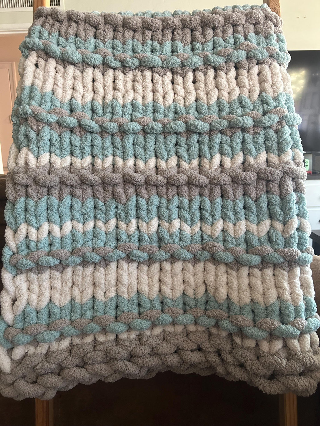Finger Knitting Pattern - Clouds in Summer Child Size (PDF File Only) - Chunky Blanket Pattern