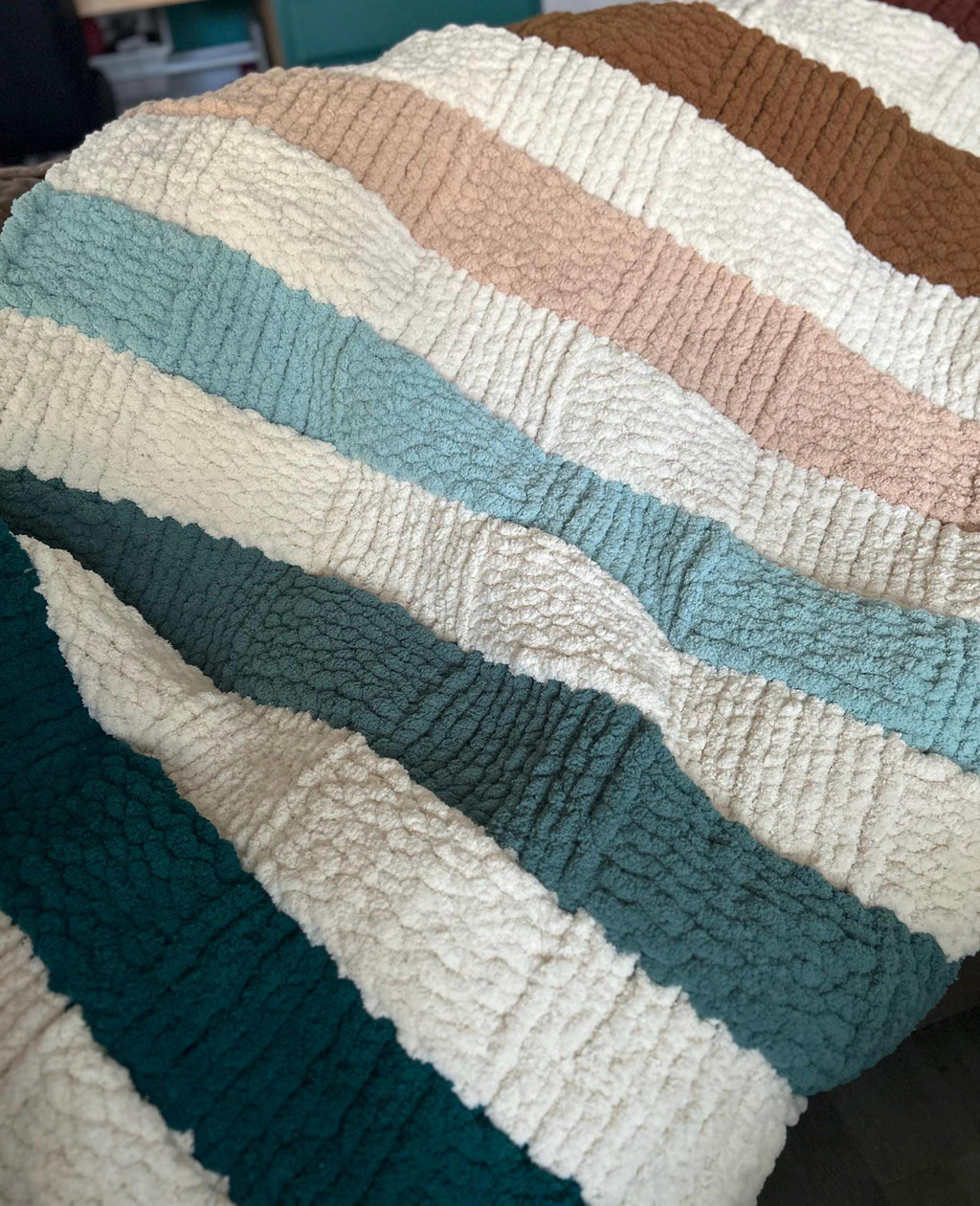 Basket Weave Gradient- Finger Knit Pattern – Finger and Loom (PDF Download)